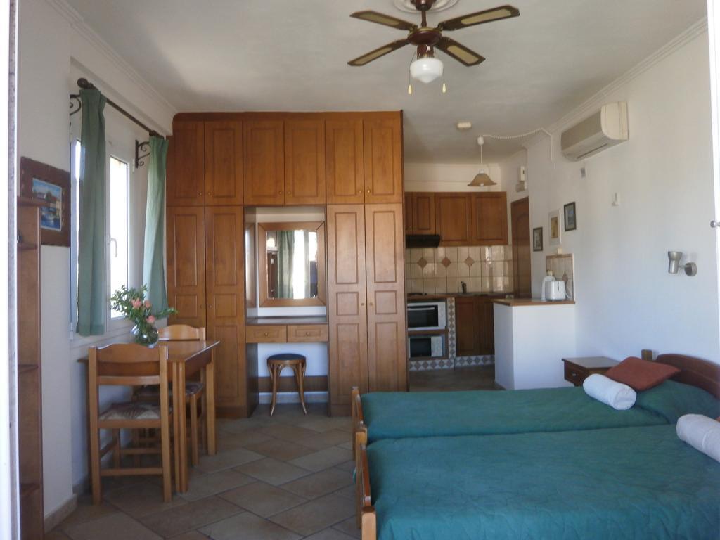 Eva Studios Kassiopi Quarto foto